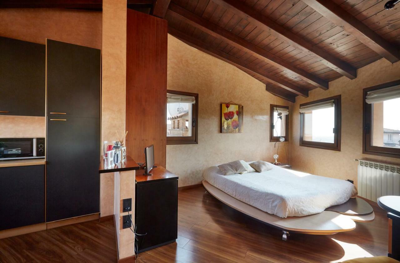 Casa Vacanza Fontana Del Delfino Бергамо Экстерьер фото